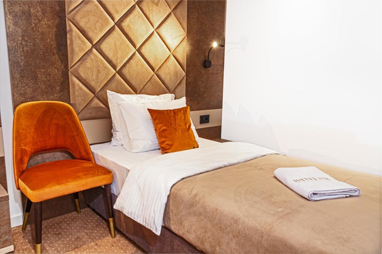 Hotel Ub Aqua Park Ub Екстериор снимка