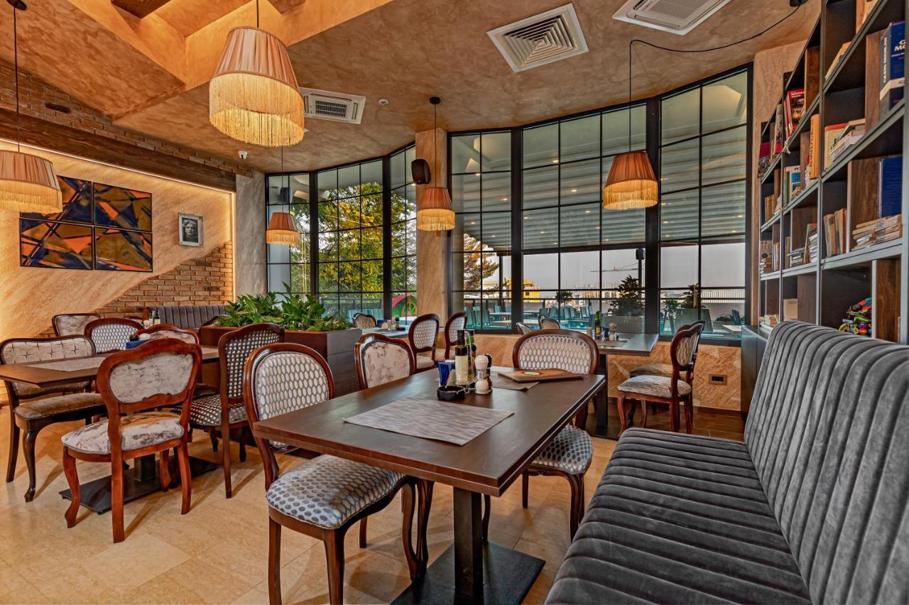 Hotel Ub Aqua Park Ub Екстериор снимка