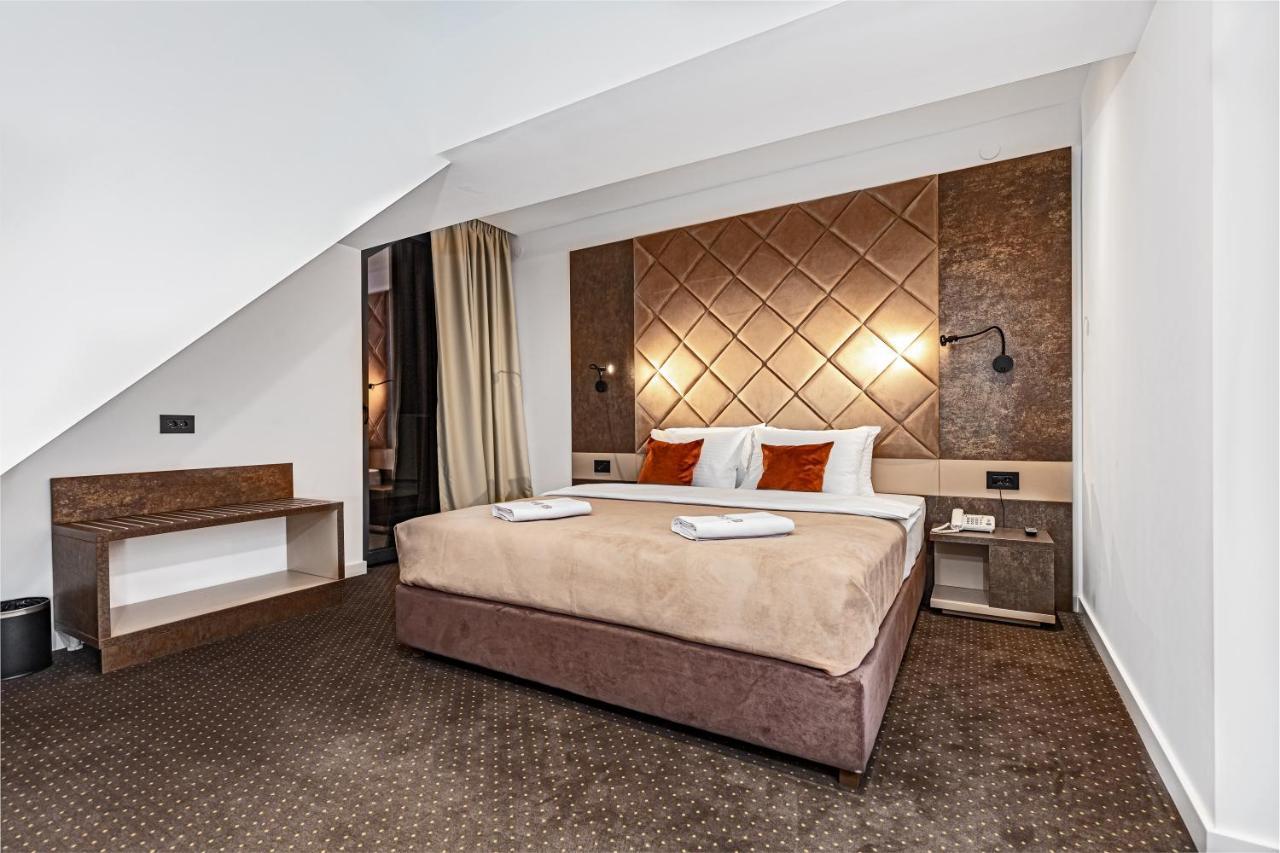 Hotel Ub Aqua Park Ub Екстериор снимка