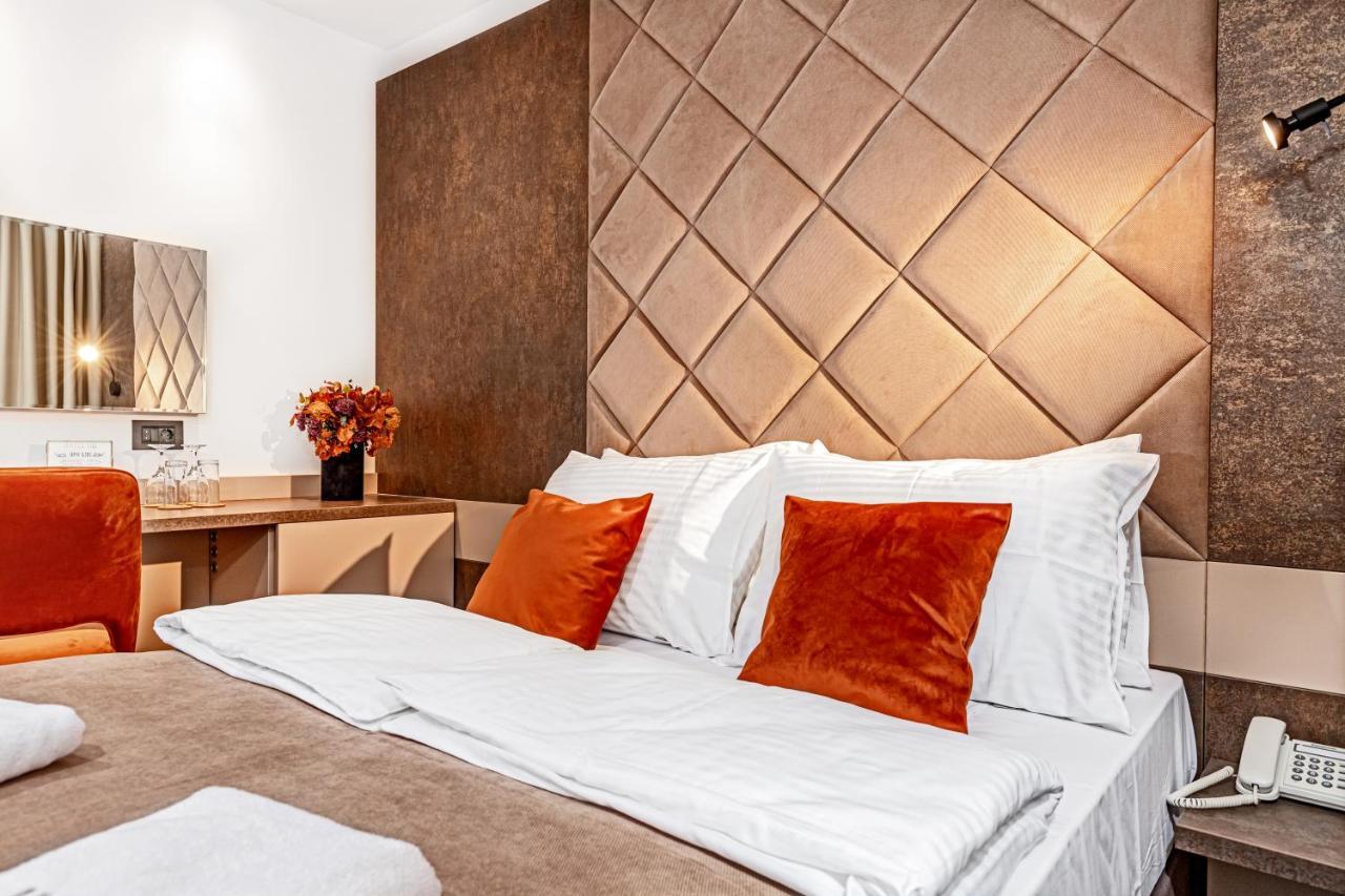 Hotel Ub Aqua Park Ub Екстериор снимка